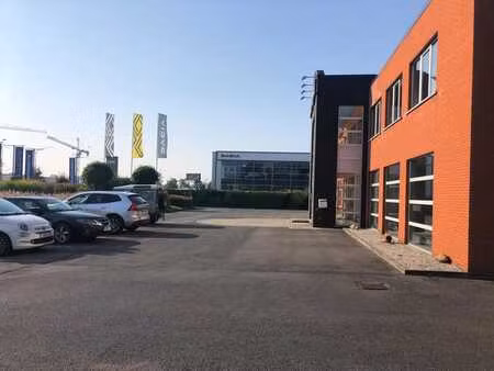 bureau à louer (+ option atelier 300m²)