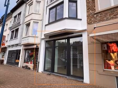 rez commercial de 50m² au centre de bouillon