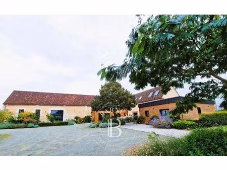 nogent le rotrou (28) réalisation d'architecte de 680m2 habitables sur 6880m2 de terrain..