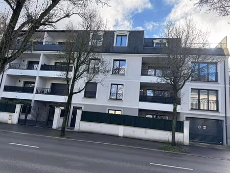 location meublée appartement 1 pièce 32 m² à noisy-le-grand (93160)  1 100 €
