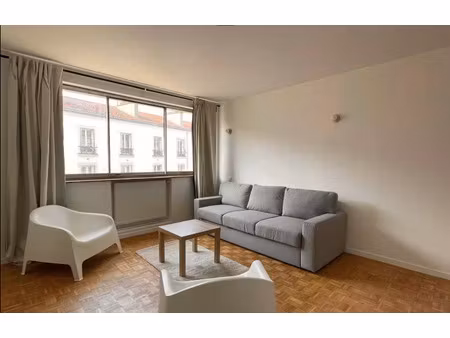 studio / 30m² / charenton ecoles (ligne 8)