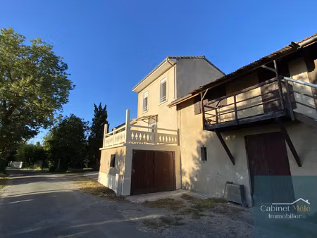 ensemble immobilier sur près de 4ha de terrain