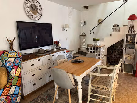 maison t3 de 84 m² avec jardin et deux stationnements à saint-martin-de-crau