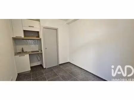 location appartement t1 à oraison (04700) : à louer t1 / 11m² oraison