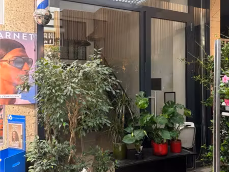 boutique dans galerie marchande