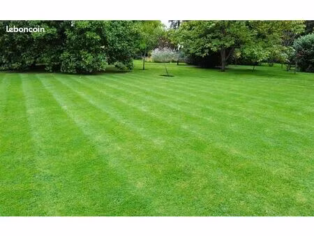 terrain 610 m² muides sur loire