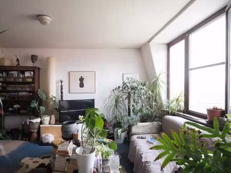 lichtrijk duplexappartement met 2 slaapkamers nabij het r...