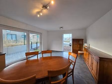 bel appartement neuf dans une résidence calme avec emplaceme