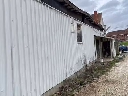 entrepôt idéalement situé au cœur de dilbeek