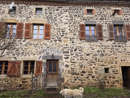 maison en pierres avec dependances et terrain