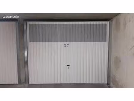 box - parking fermé - sous sol gare saint jean