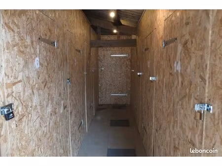 box de stockage 1 2 m²