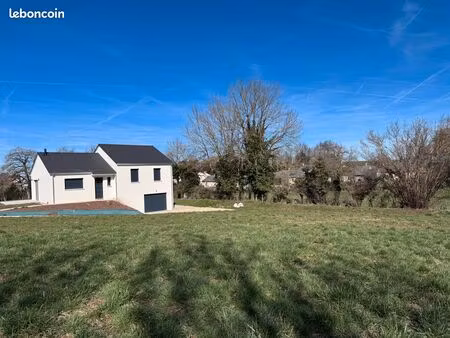 très beau terrain prêt à construire