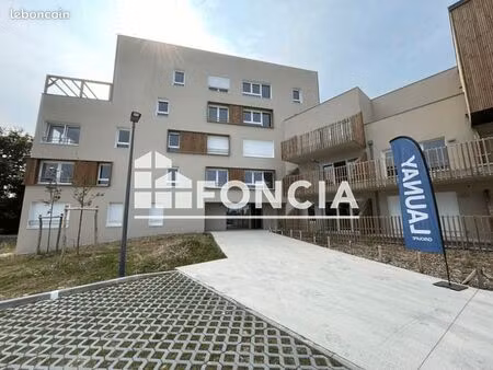 appartement 3 pièces 65 m²