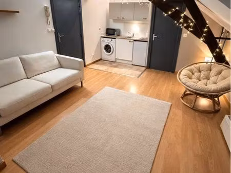 t2 lumineux avec charme sous combles - halluin centre