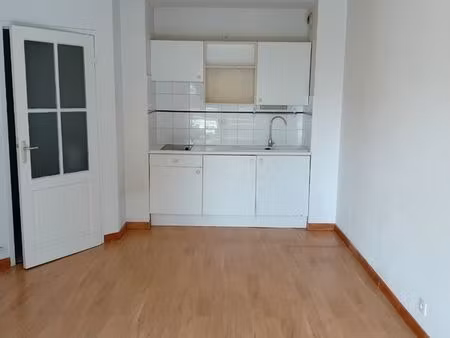 appartement t2 non meublé à l'année centre saint brévin l'océan