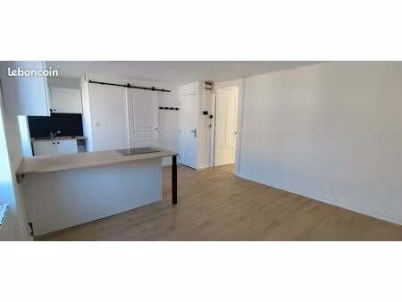 appartement 2 pièces 4o 79m²