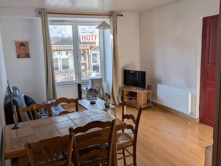 appartement meublé 50m² au cœur de coucouron à louer
