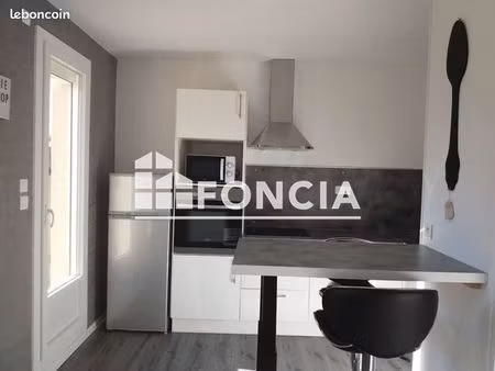 studio 1 pièce 32 m²