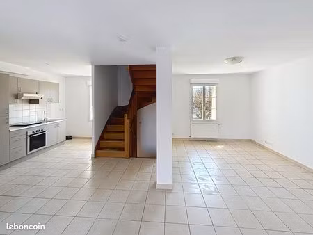 maison de ville 5' gare sncf compiègne