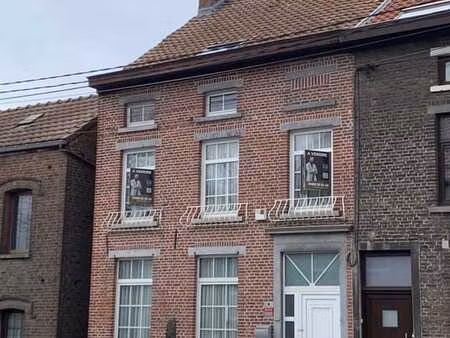 maison 3 façades de caractère –5 chambres