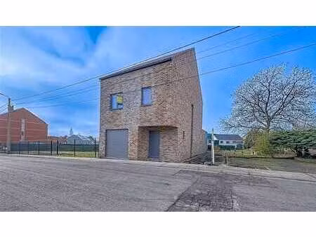 belle construction 3f en gof