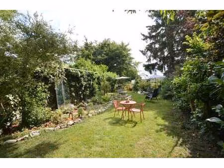 maison tout confort avec rez commercial