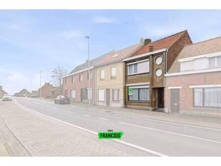 maison mitoyenne avec 3 chambres à roesbrugge.