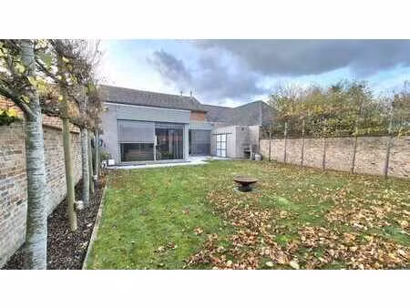 landelijk gelegen energiezuinige woning met 3 ruime slaap...