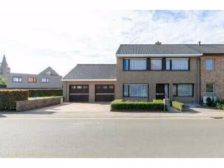 centraal gelegen ruime hob met grote tuin  3slpkr  bdkr  ...