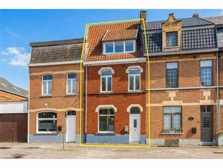 instapklare woning met 2 slks en tuin