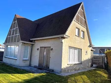 exclusieve vrijstaande villa met hoogwaardig magazijn 126...