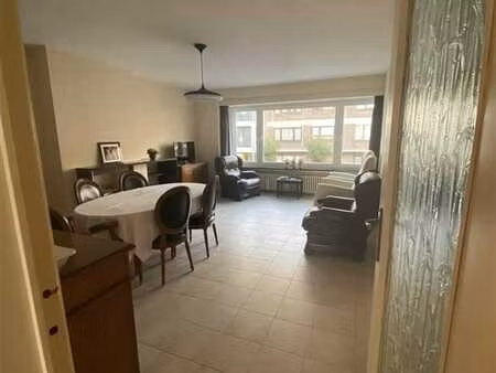 appartement meublé de 2 chambres