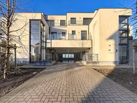 duplex moderne meublé/non meublé avec terrasse et garage