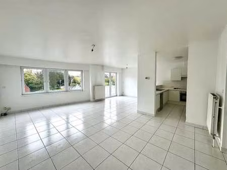 jette : appartement 2 chambres avec cave