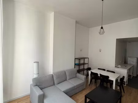 3 chambres - idéalement situé - meublé - tout confort