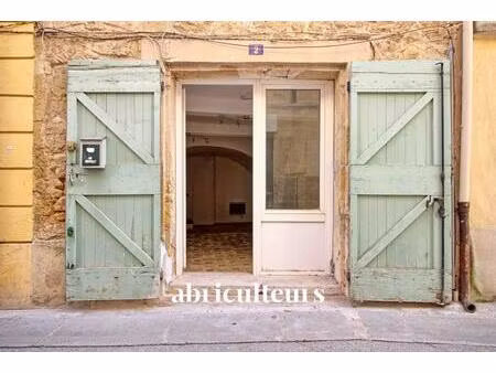 immeuble polyvalent de 168 48m² composé de deux appartements à rognes 13840