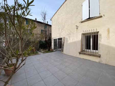 location maison 3 pièces 46 m² à céreste-en-luberon (04280)