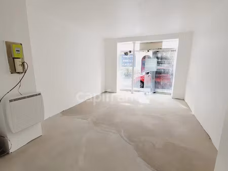 local professionnel à louer paris 9eme arrondissement 1 pièce(s) 22m2 1 500€/mois ht/hc