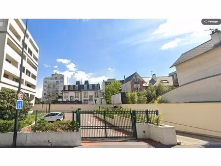 bois-colombes: box spacieux et sécurisé – 12 70 m² – empl