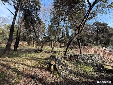 terrain constructible viabilise 1050m²