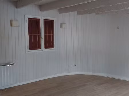 bureau ou habitation à louer