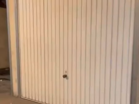 garage/ box à louer