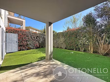 vente appartement 3 pièces 57 m² roquebrune-sur-argens (83520)