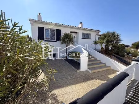 vente maison à brem-sur-mer (85470) : à vendre / 167m² brem-sur-mer