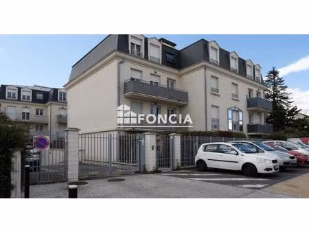 corbeil-essonnes appartement 3 pièces avec balcon et place de parking en sous sol