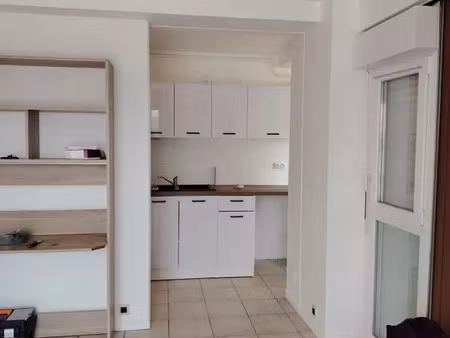 location appartement 2 pièces 50 m² à trappes (78190)