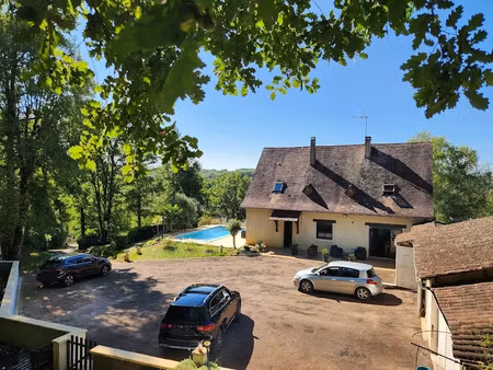vente maison 5 pièces 156 m² à corgnac-sur-l'isle (24800)  367 000 €