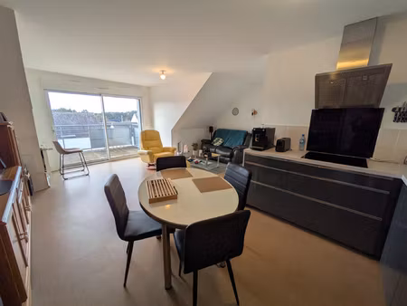 appartement 2 pièces de 2017 avec terrasse  garage et cellie