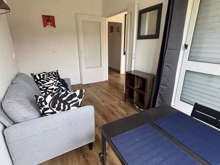 location appartement 5 pièces 99 m² à évry-courcouronnes (91000)